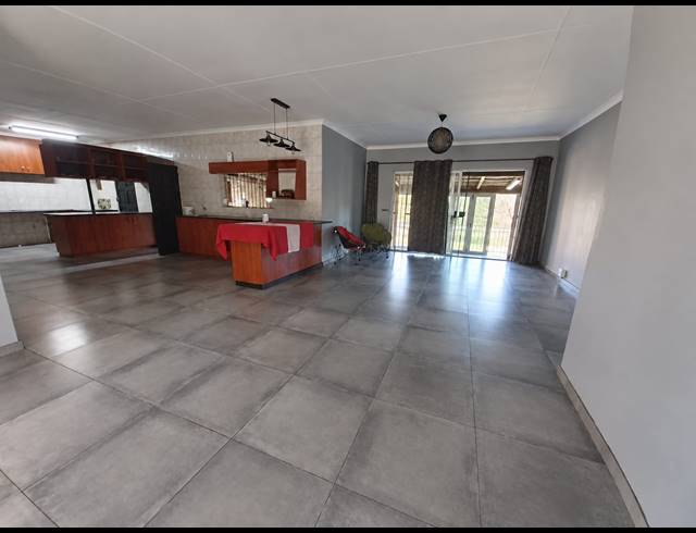 3 BEDROOM HOUSE FOR SALE IN ROTHDENE